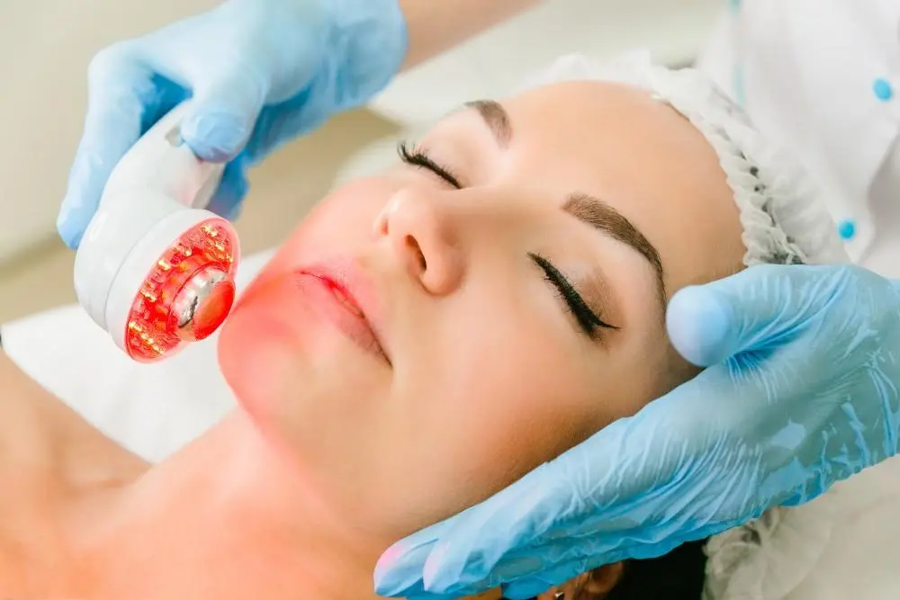 woman having non-surgical Morph8 treatment Bow